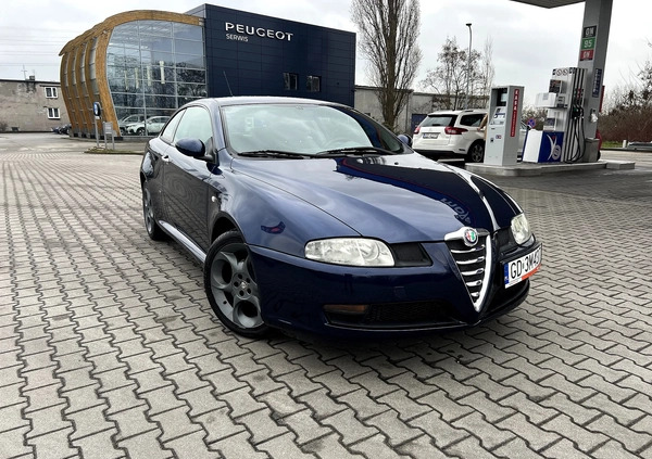 Alfa Romeo GT cena 18900 przebieg: 171000, rok produkcji 2004 z Gdańsk małe 277